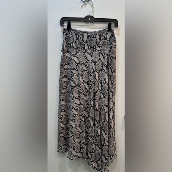 A.L.C. Lev Silk Snake Print Asymmetrical Hem Midi Skirt Size 0 - Picture 6 of 11